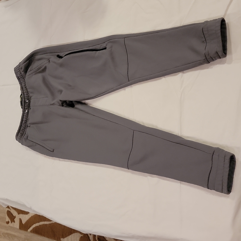 13 Boys sweatpants w/zipper pocket